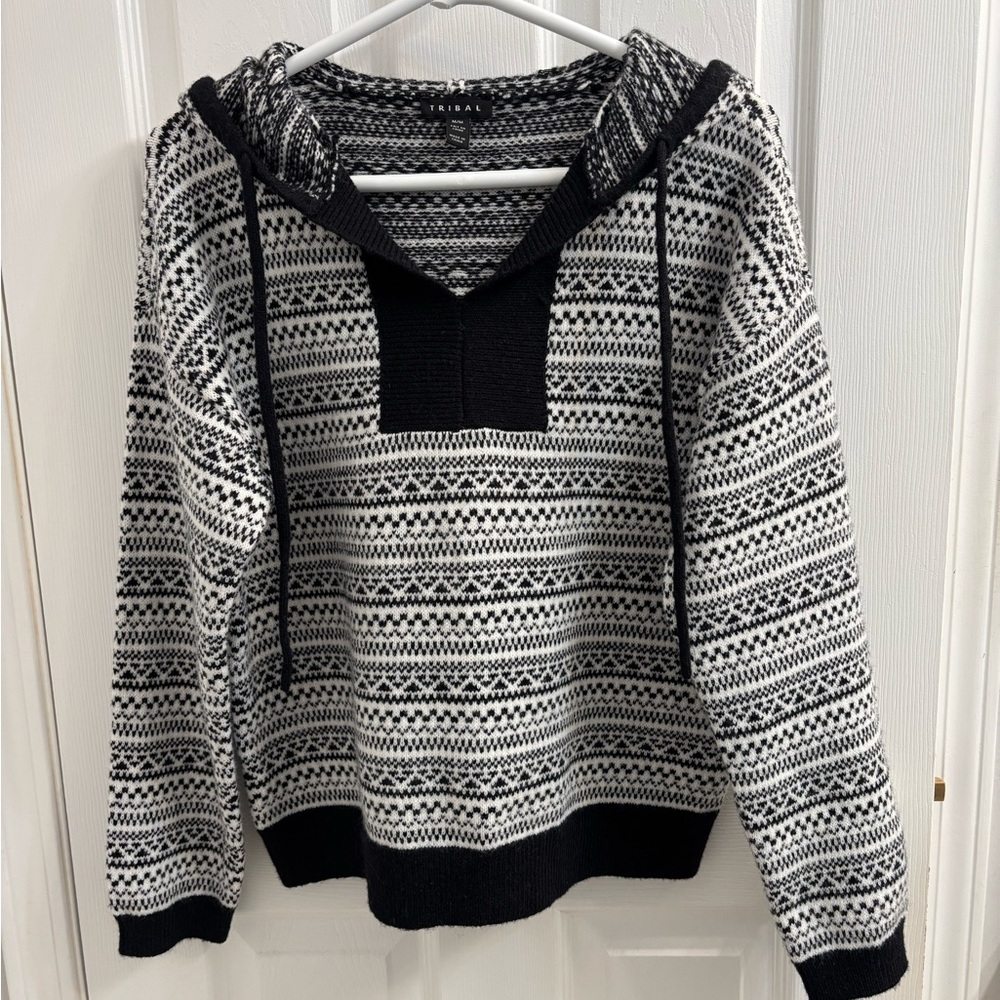 Tribal Black and White Patterned Sweater